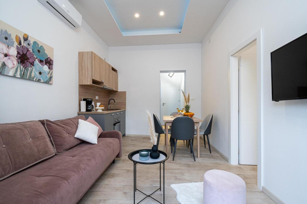Apartments Palace Kolovare Zadar Exterior photo